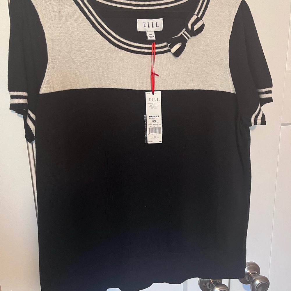 Elle Knit Top with Bow Accent